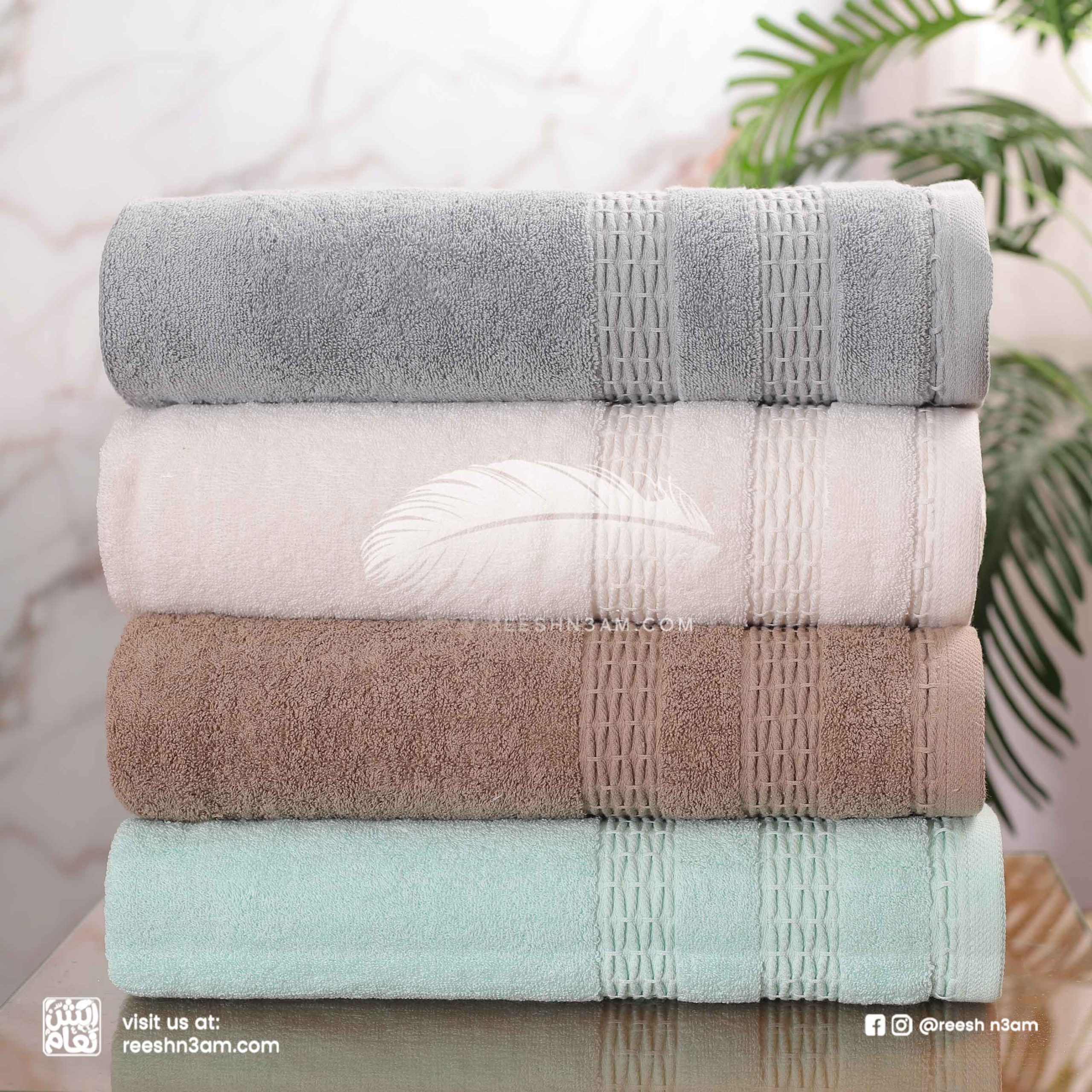 علبة فوط قطن 4 قطع من ريش نعام بمقاس 60×120 سم