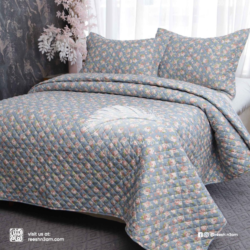 كوفرته كابتونيه مشجره 3 قطع من ريش نعام بتصميم عصري